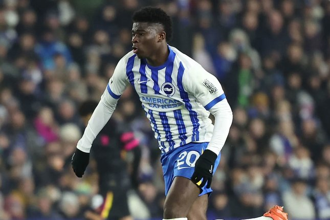 Manchester United Ngebut Kejar Carlos Baleba, Siapkan Dana Besar untuk Gelandang Brighton