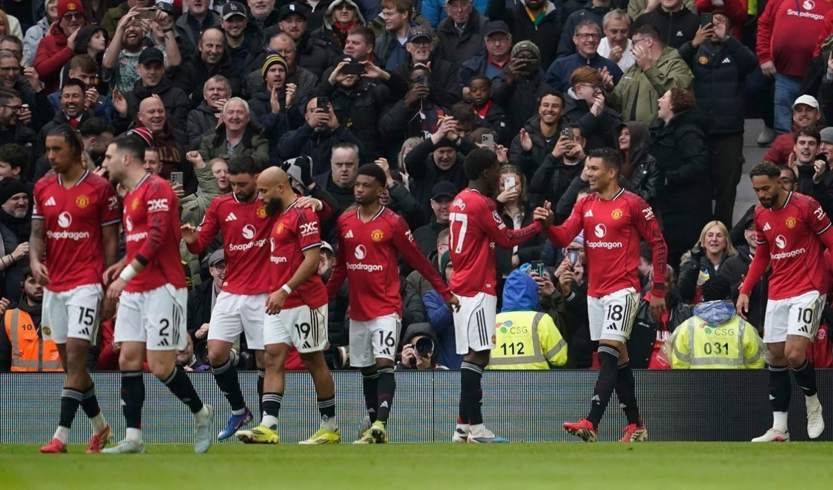 Manchester United Hampir Pasti ke Liga Champions, Siap Belanja Besar di Bursa Transfer